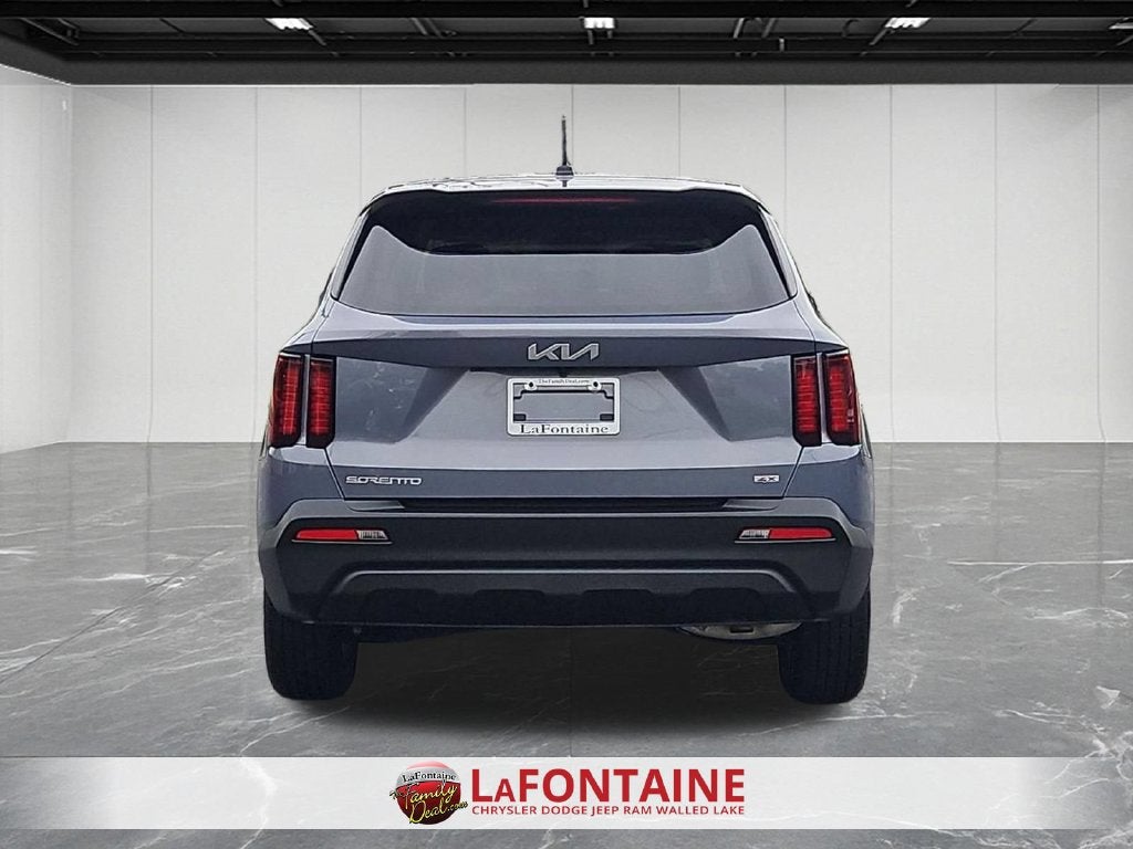 2023 Kia Sorento LX