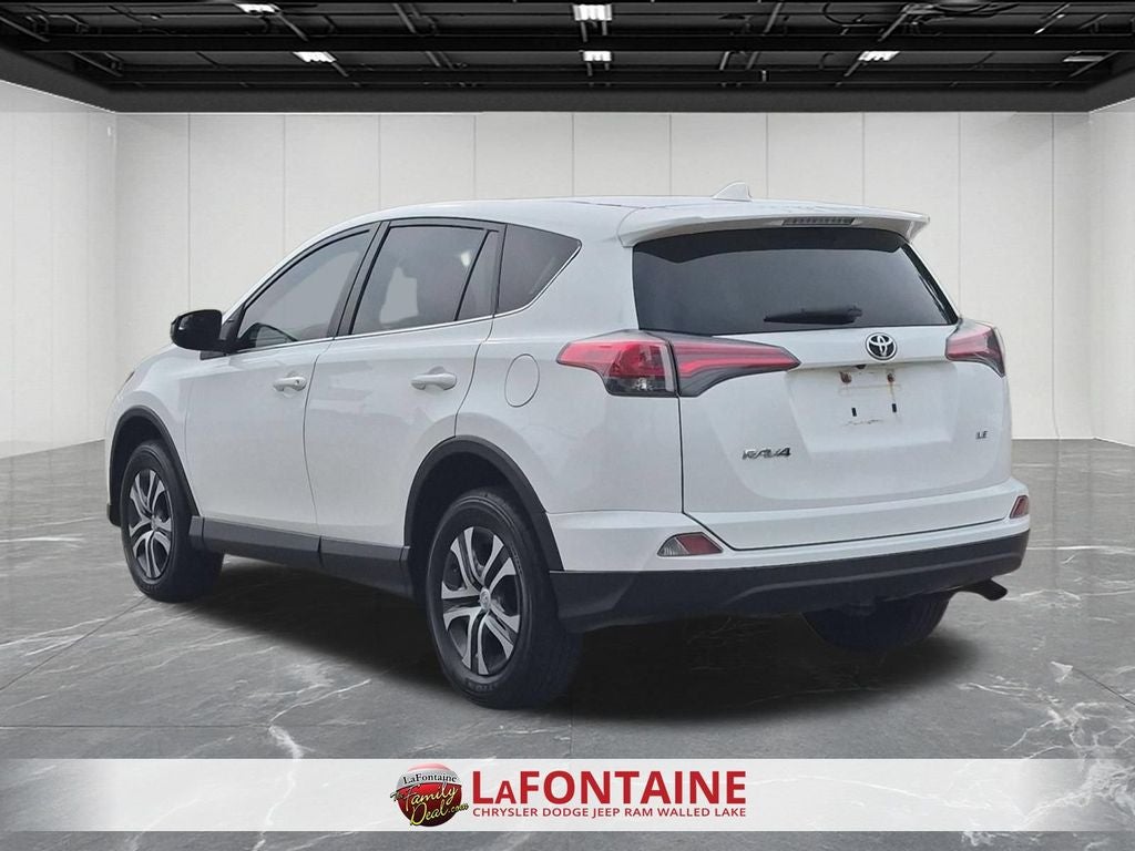 2018 Toyota RAV4 LE