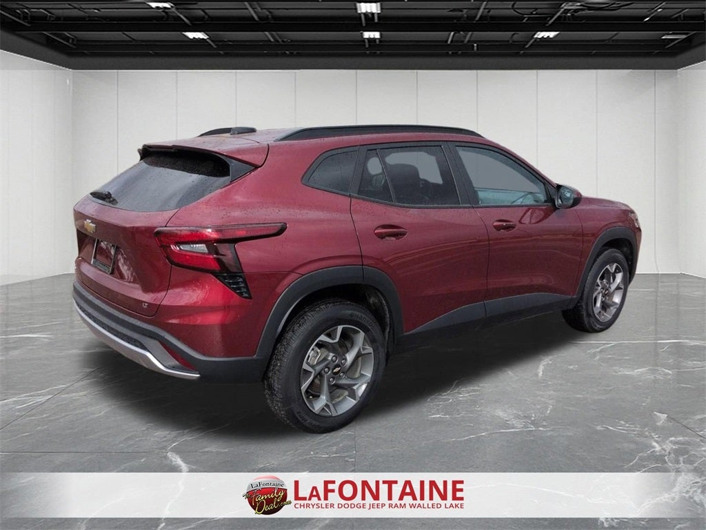 2025 Chevrolet Trax FWD LT