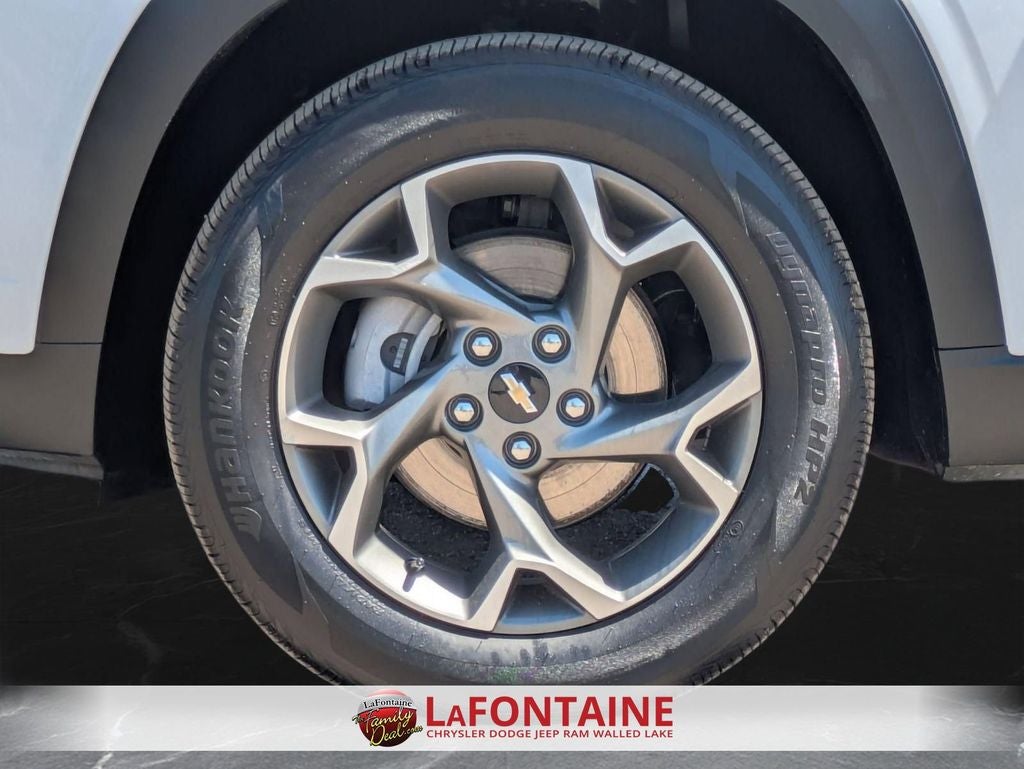 2025 Chevrolet Trax FWD LT