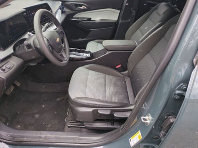 2025 Chevrolet Trax FWD LT