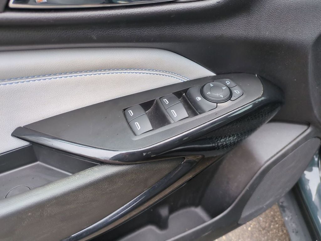 2025 Chevrolet Trax FWD LT