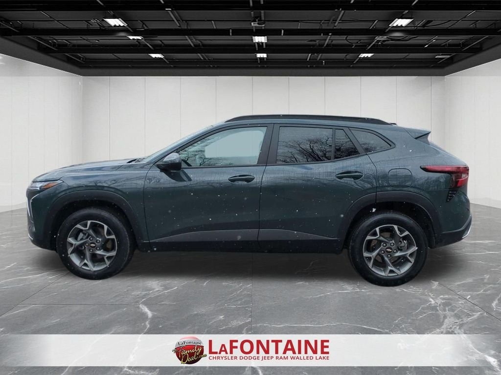 2025 Chevrolet Trax FWD LT