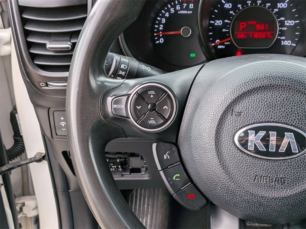 2016 Kia Soul Base