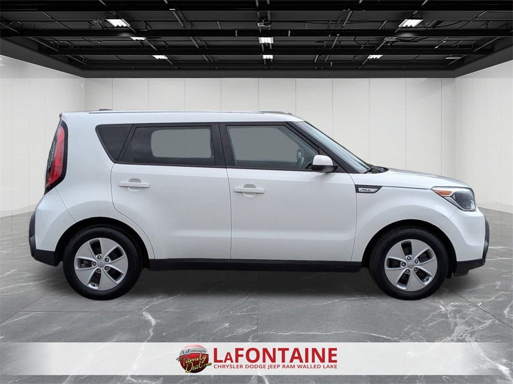 2016 Kia Soul Base