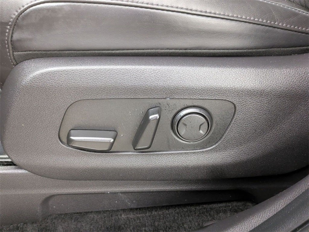2024 Kia Carnival MPV LX Seat Package
