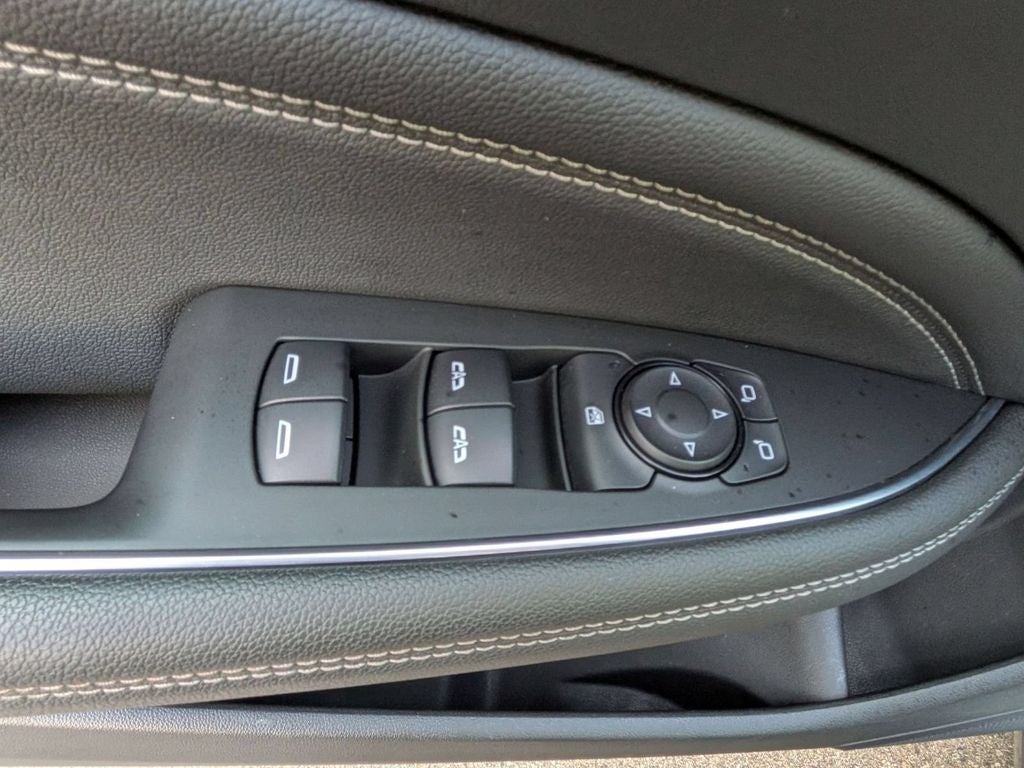 2020 Buick Regal Sportback AWD Essence