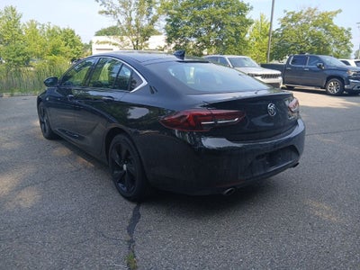 2020 Buick Regal Essence