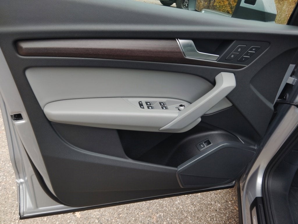 2022 Audi Q5 Premium 45 TFSI S line quattro S tronic