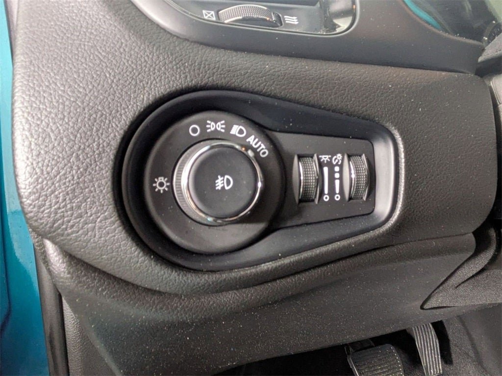 2022 Jeep Renegade Altitude 4x4