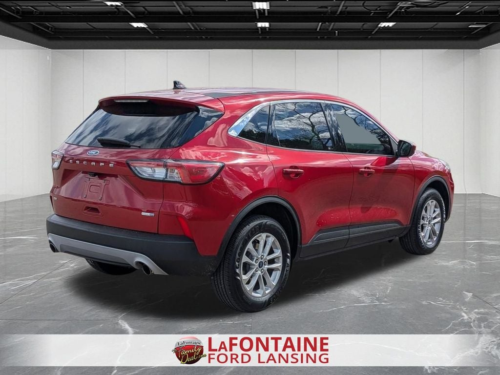 2020 Ford Escape SE