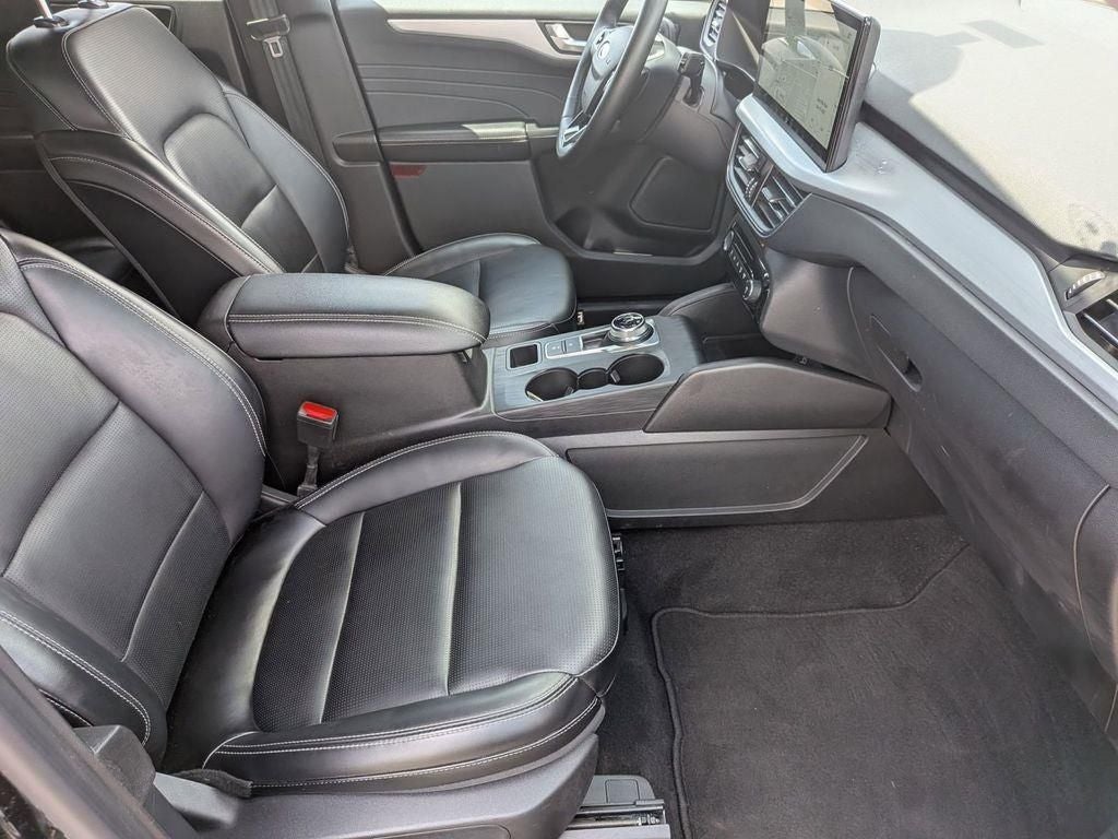 2024 Ford Escape Platinum