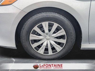 2023 Toyota Camry Hybrid LE