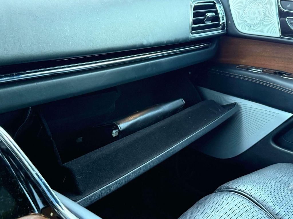 2023 Lincoln Navigator L Black Label
