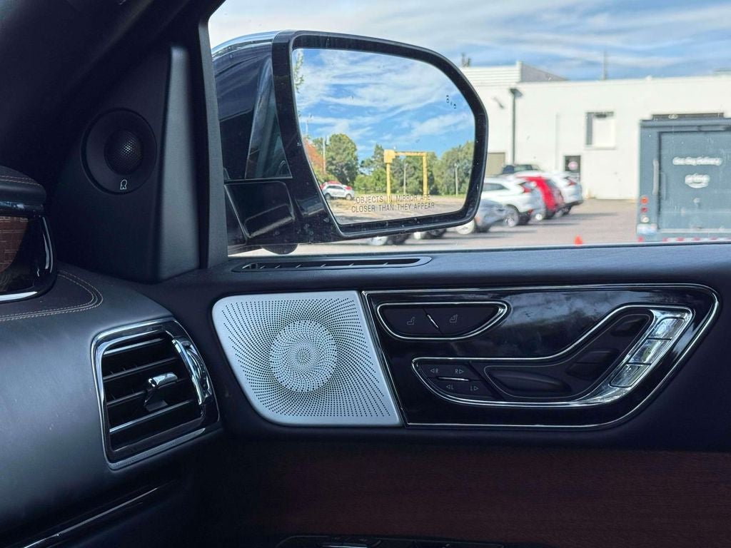 2023 Lincoln Navigator L Black Label