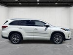 2019 Toyota Highlander Limited Platinum