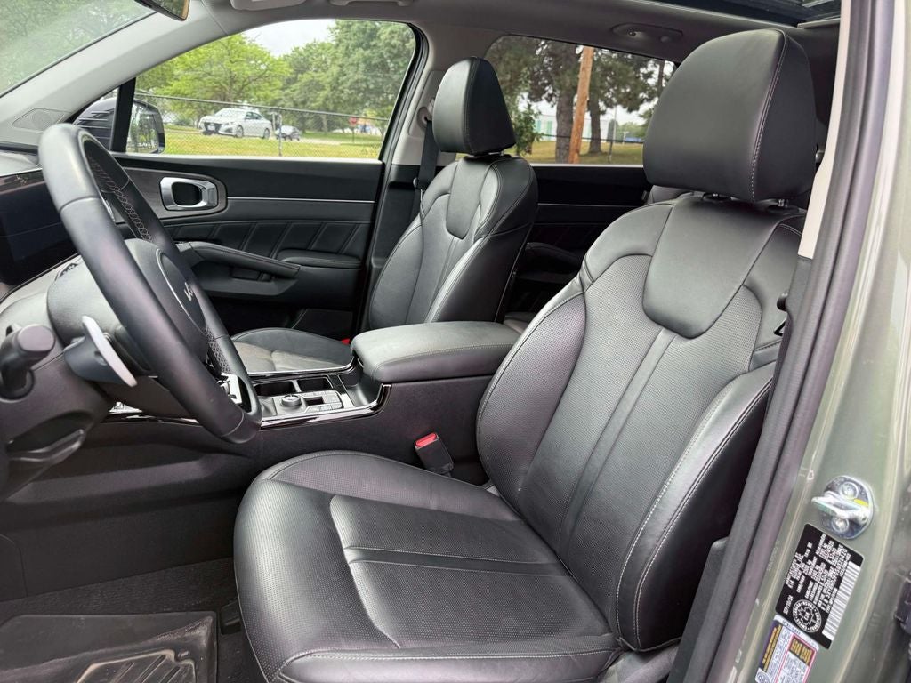 2025 Kia Sorento X-Line EX