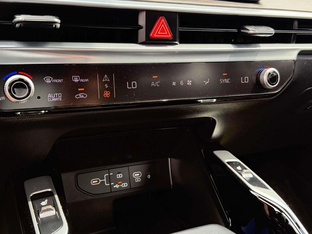 2025 Kia Sorento X-Line EX
