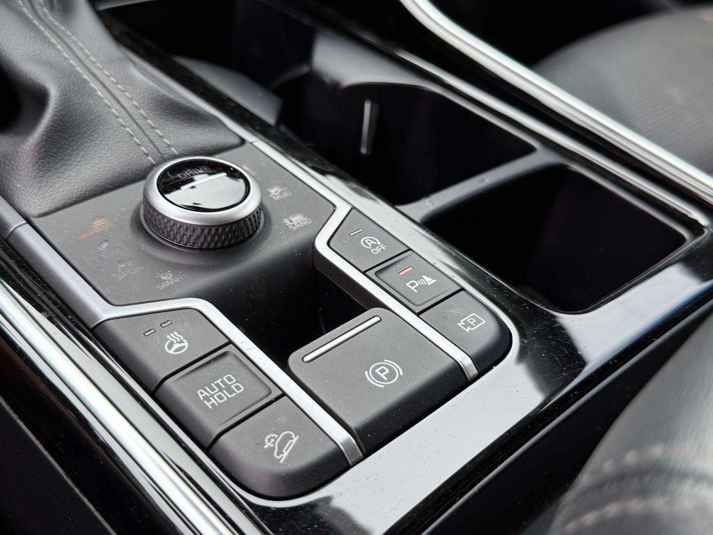 2025 Kia Sorento X-Line EX