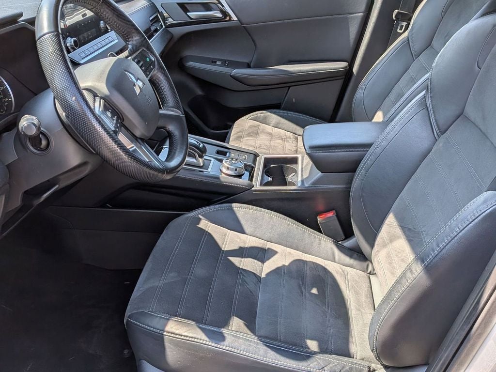 2023 Mitsubishi Outlander SE Black Edition