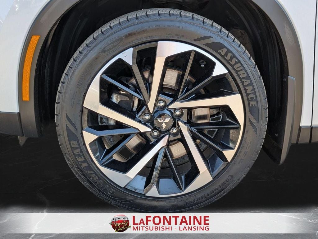 2023 Mitsubishi Outlander SE Black Edition