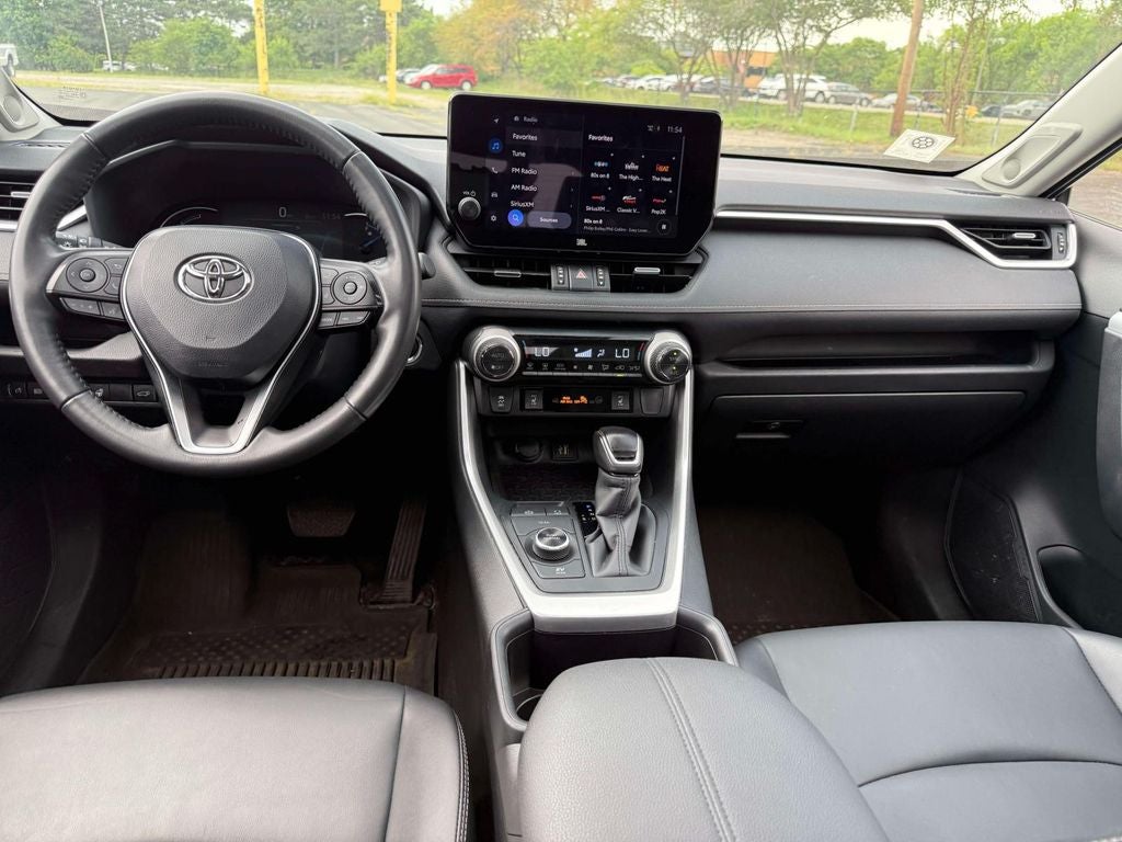 2025 Toyota RAV4 Hybrid XLE Premium