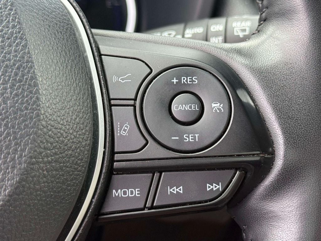 2025 Toyota RAV4 Hybrid XLE Premium