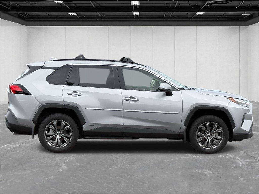 2025 Toyota RAV4 Hybrid XLE Premium