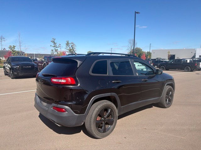 2016 Jeep Cherokee Altitude