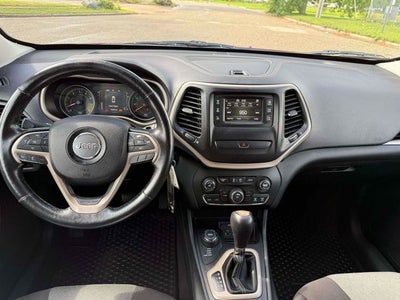 2016 Jeep Cherokee Altitude