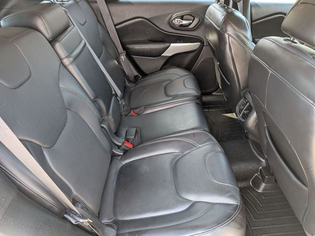 2018 Jeep Cherokee Overland