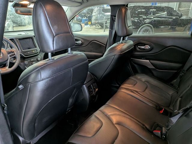 2022 Jeep Cherokee Latitude Lux