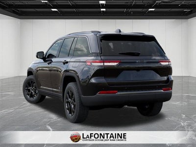 2026 Jeep Grand Cherokee Laredo