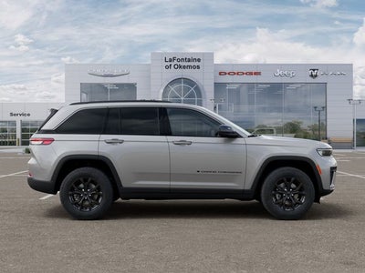 2026 Jeep Grand Cherokee Laredo Altitude