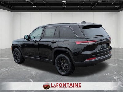 2026 Jeep Grand Cherokee Laredo
