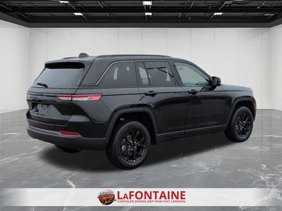 2026 Jeep Grand Cherokee Laredo