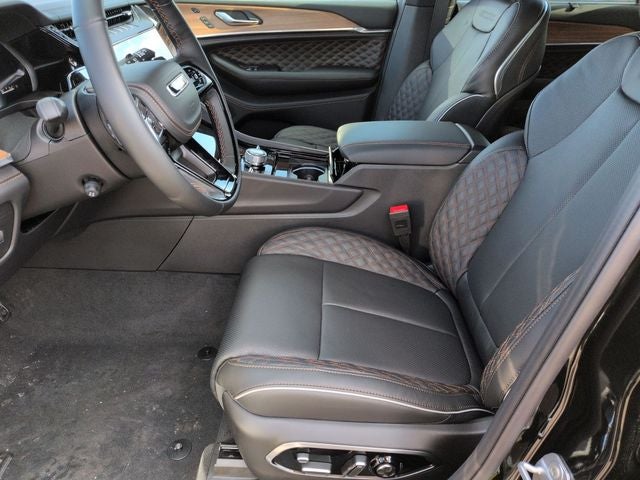 2026 Jeep Grand Cherokee L Summit