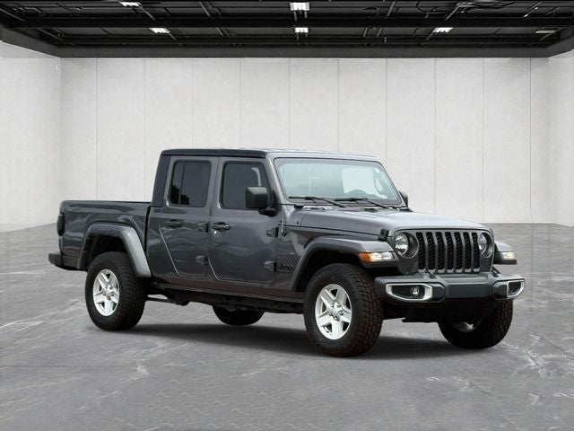 2022 Jeep Gladiator Sport
