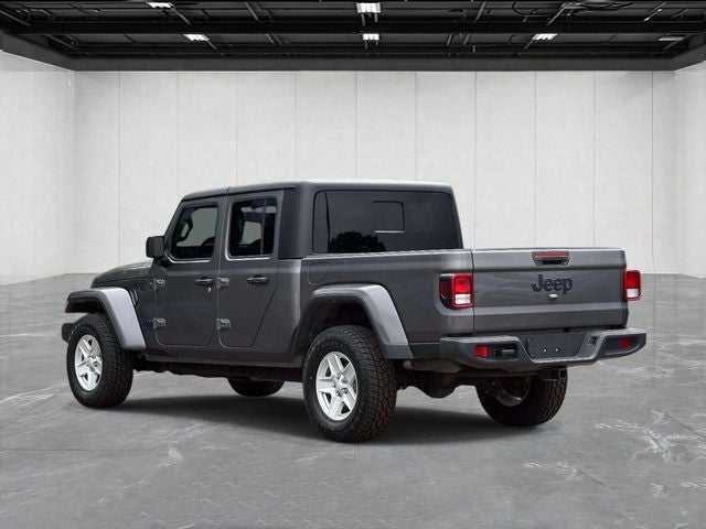 2022 Jeep Gladiator Sport