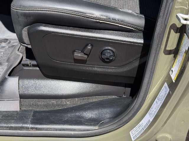 2021 RAM 1500 Big Horn/Lone Star Built To Serve Edition