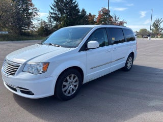 2016 Chrysler Town &amp; Country Touring
