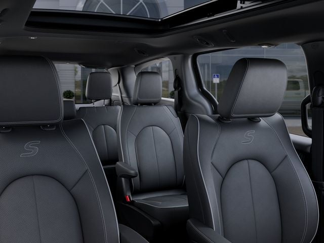 2027 Chrysler Pacifica Limited