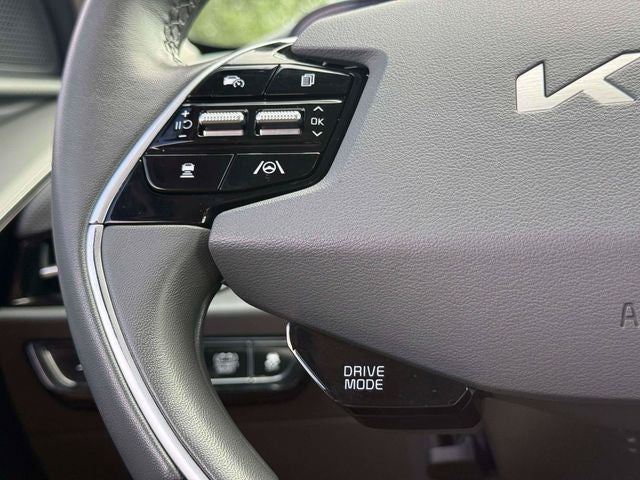 2024 Kia Niro EX